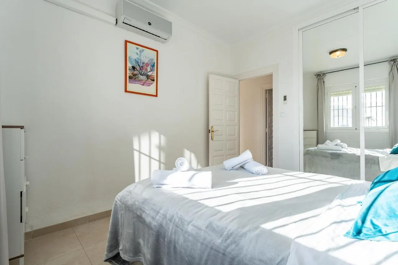 Tranquil 2Br Coastal Bliss Apartment Benalmadena