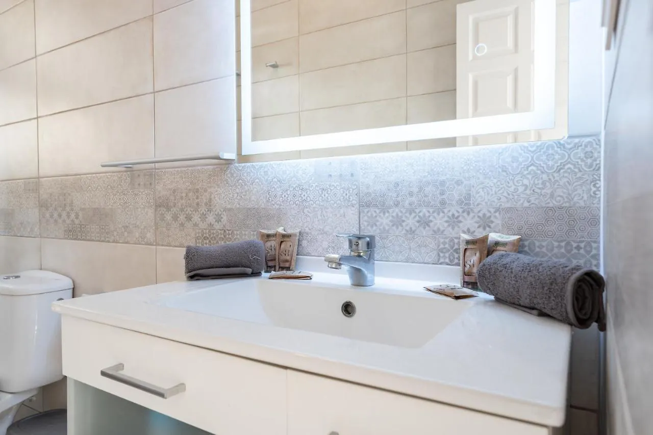 Tranquil 2Br Coastal Bliss Apartment Benalmadena